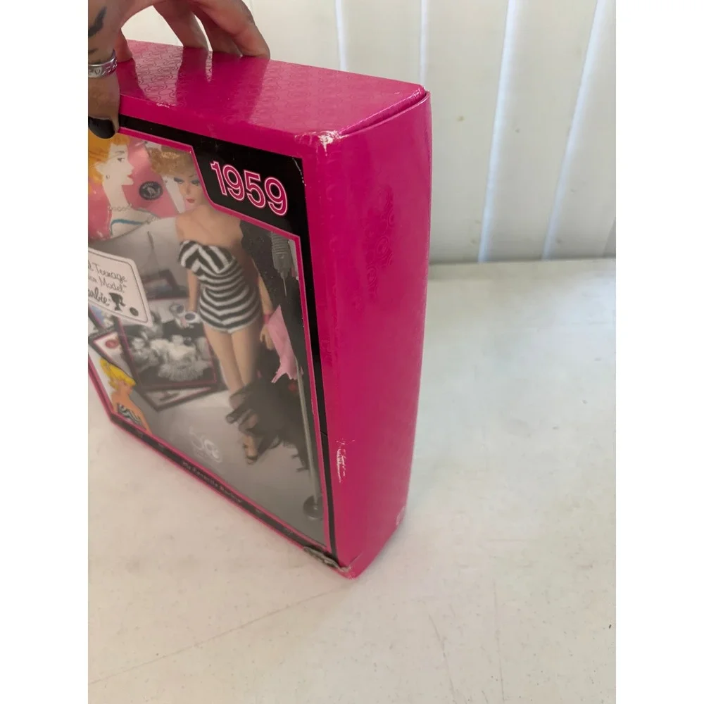 2009 My Favorite Barbie 1959 Reproduction 50th Anniversary N4974 NRFB